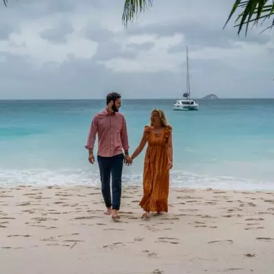 Voyage de noces aux Seychelles et à Dubaï : plages de rêve et contrastes fascinants