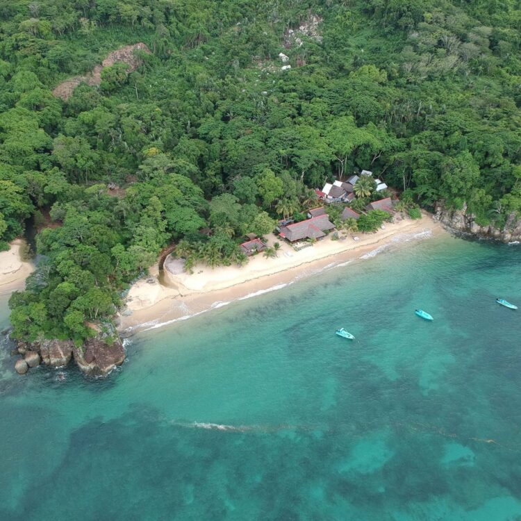 plage privée site exception convivialité douceur vivre