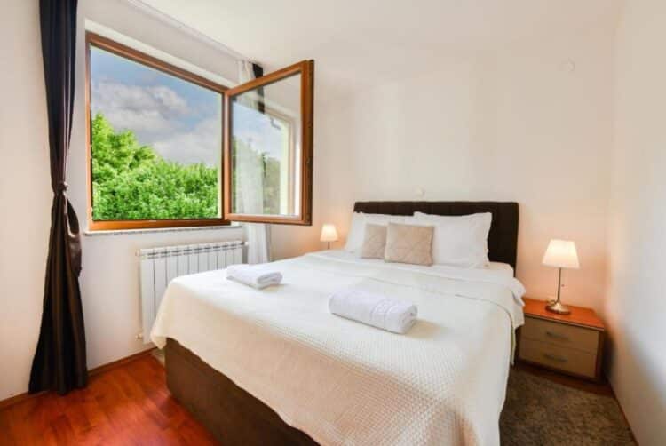 Chambre lumineuse et confortable de la Villa Cancar en Croatie