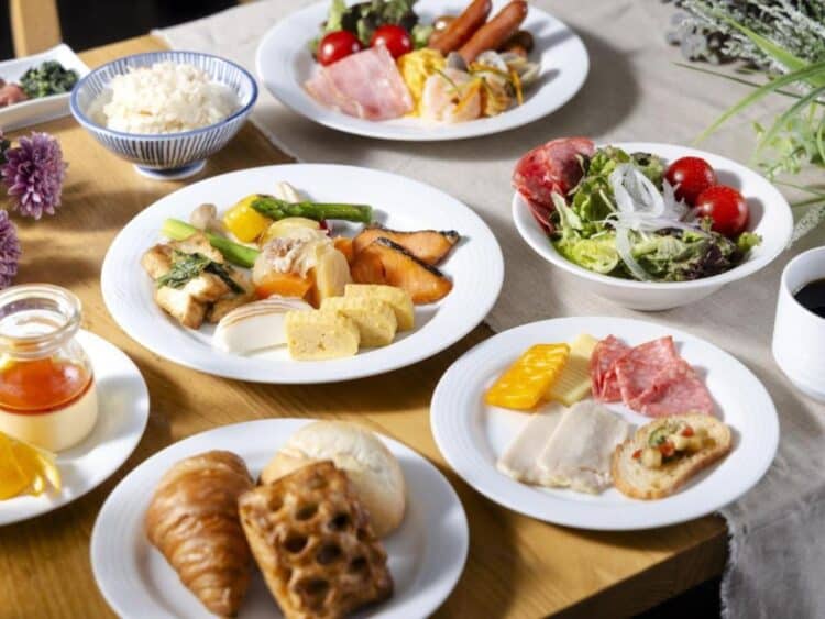 Buffet de petit-déjeuner au Hiroshima Washington Hotel