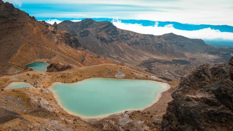 Lacs volcaniques turquoise dans le parc national de Tongariro en Nouvelle-Zélande