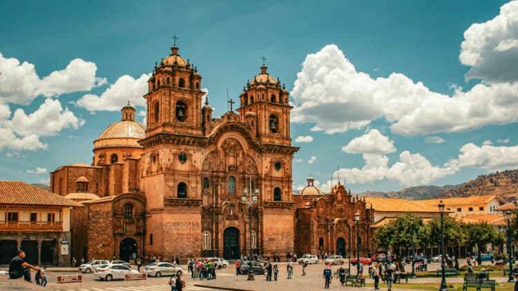Cathédrale de Cusco sur la Plaza de Armas au Pérou.
