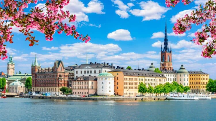 Vue sur le centre historique de Stockholm au printemps en Suède.